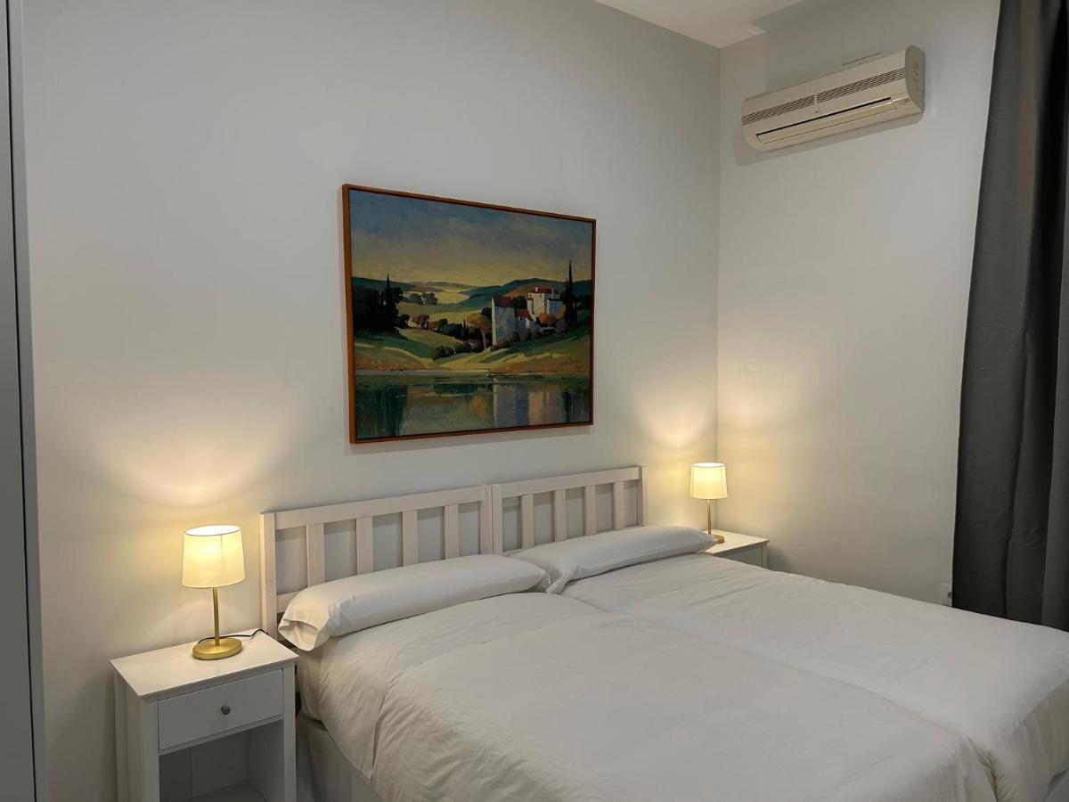 Placentines Seville Exterior photo