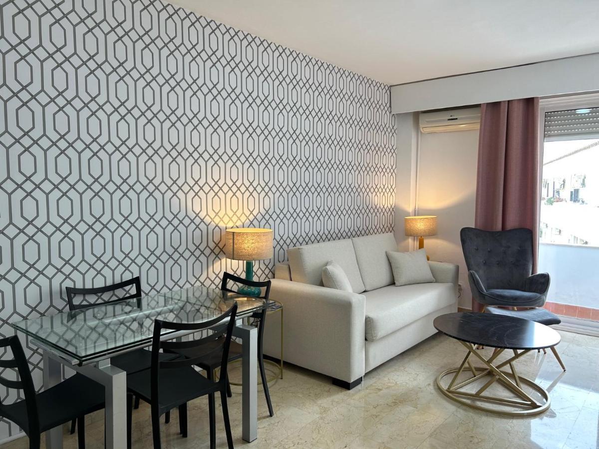 Placentines Seville Exterior photo
